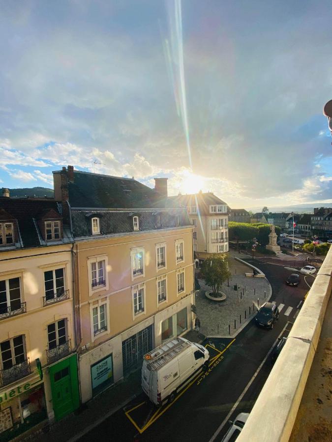 Au Coeur De La Ville Отён Экстерьер фото